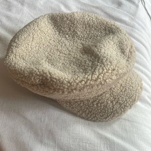 Adjustable Sherpa Fleece Fuzzy Newsboy Can Hat Cap Cream NWT Universal Threads
